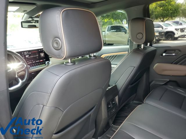 Used 2024 GMC Canyon Denali w/ LPO, Denali Black Edition AWD/4WD image 12