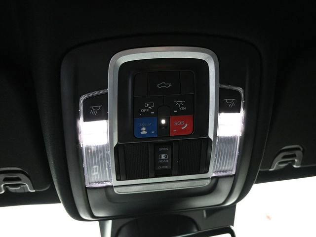 Used 2022 RAM 1500 Limited AWD/4WD image 39