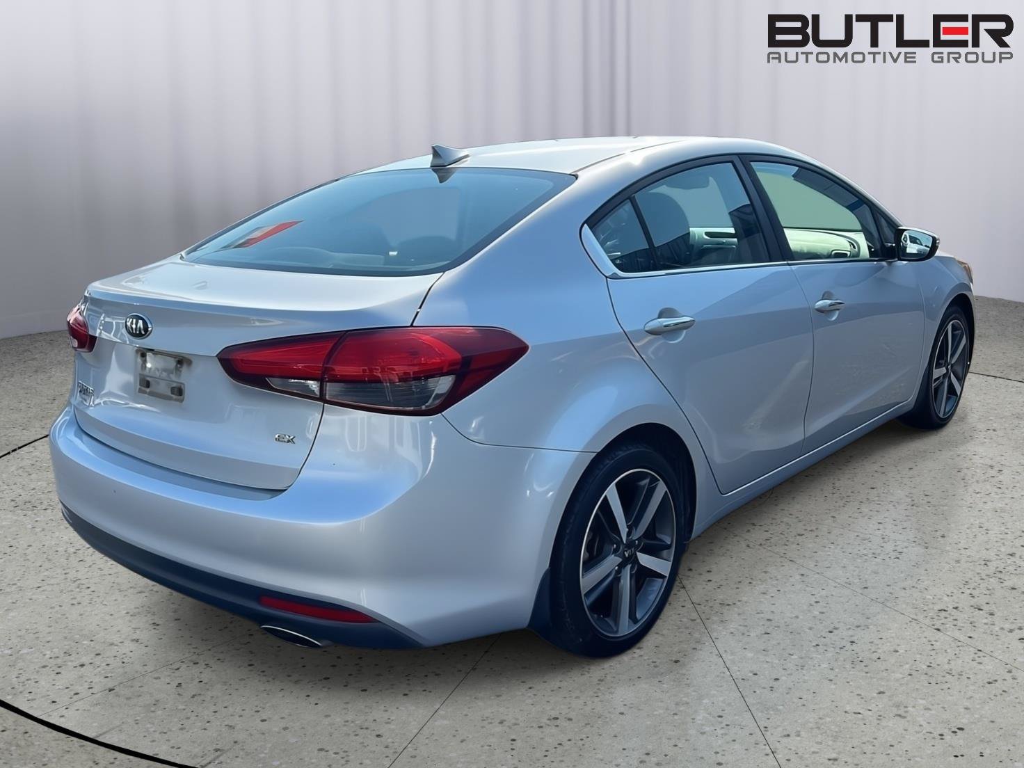 Used 2017 Kia Forte EX w/ EX Premium Plus Package FWD image 4