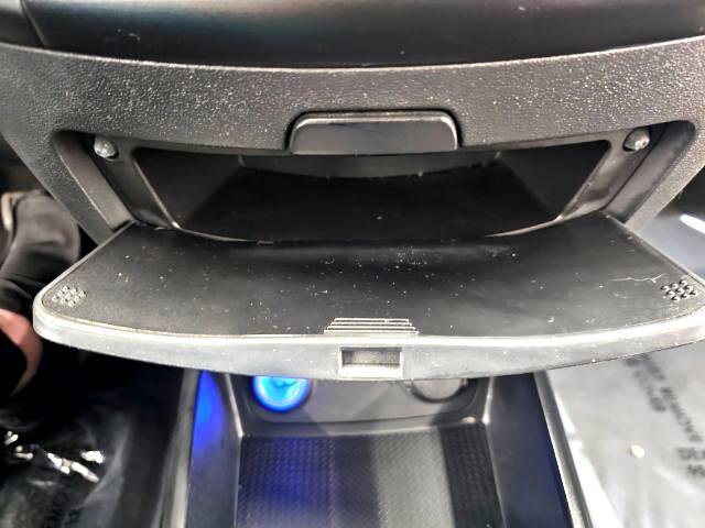 Used 2012 Hyundai Elantra w/ Preferred Pkg image 16