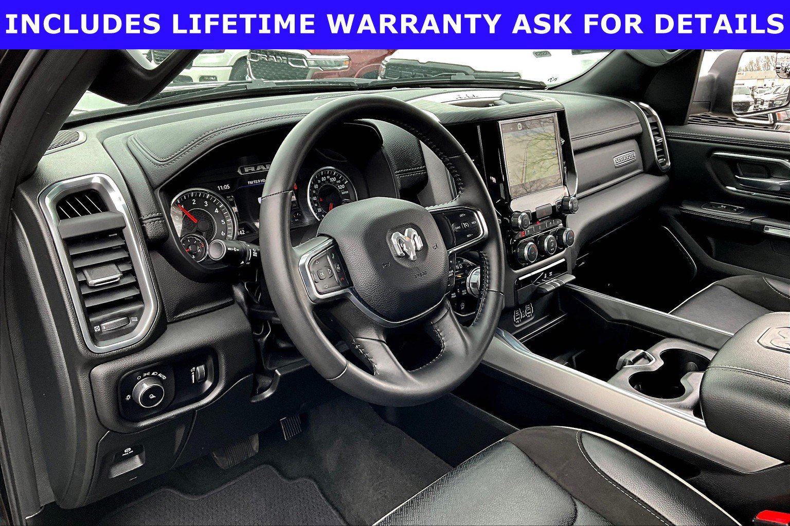 Used 2024 RAM 1500 Laramie AWD/4WD image 11