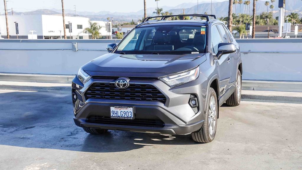 Used 2023 Toyota RAV4 XLE Premium FWD image 3