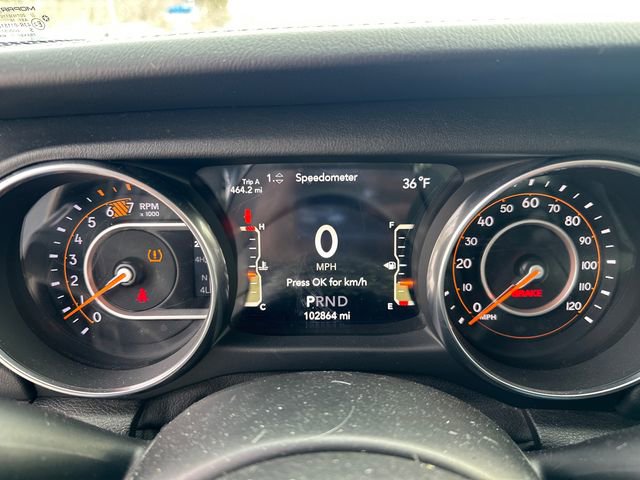 Used 2018 Jeep Wrangler Unlimited Sahara w/ Dual Top Group image 26