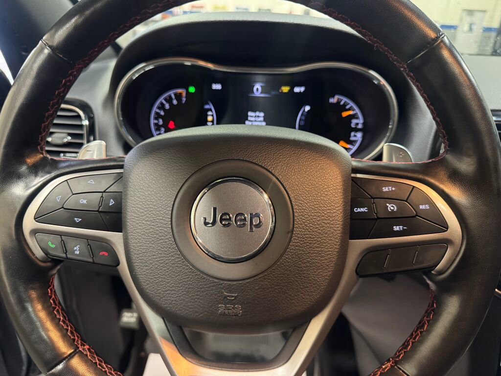 Used 2021 Jeep Grand Cherokee Trailhawk w/ Trailhawk Luxury Group image 12