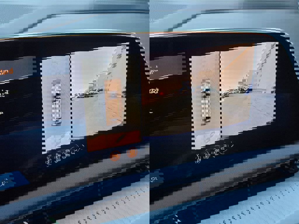 New 2026 Cadillac Optiq Luxury 1 w/ LPO, Floor Liner Package image 18