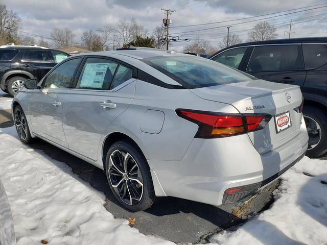 New 2025 Nissan Altima 2.5 SR image 4
