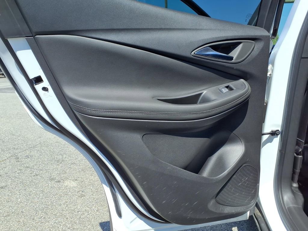 Used 2022 Buick Encore GX Preferred image 22