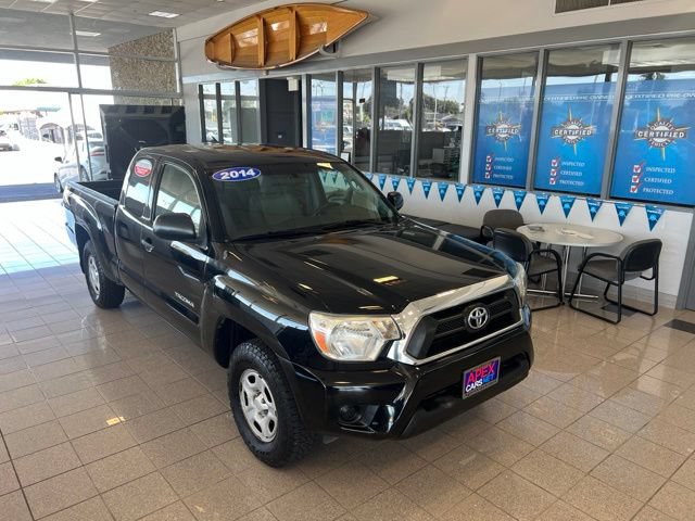 Used 2014 Toyota Tacoma 2WD Access Cab w/ SR5 Package image 3