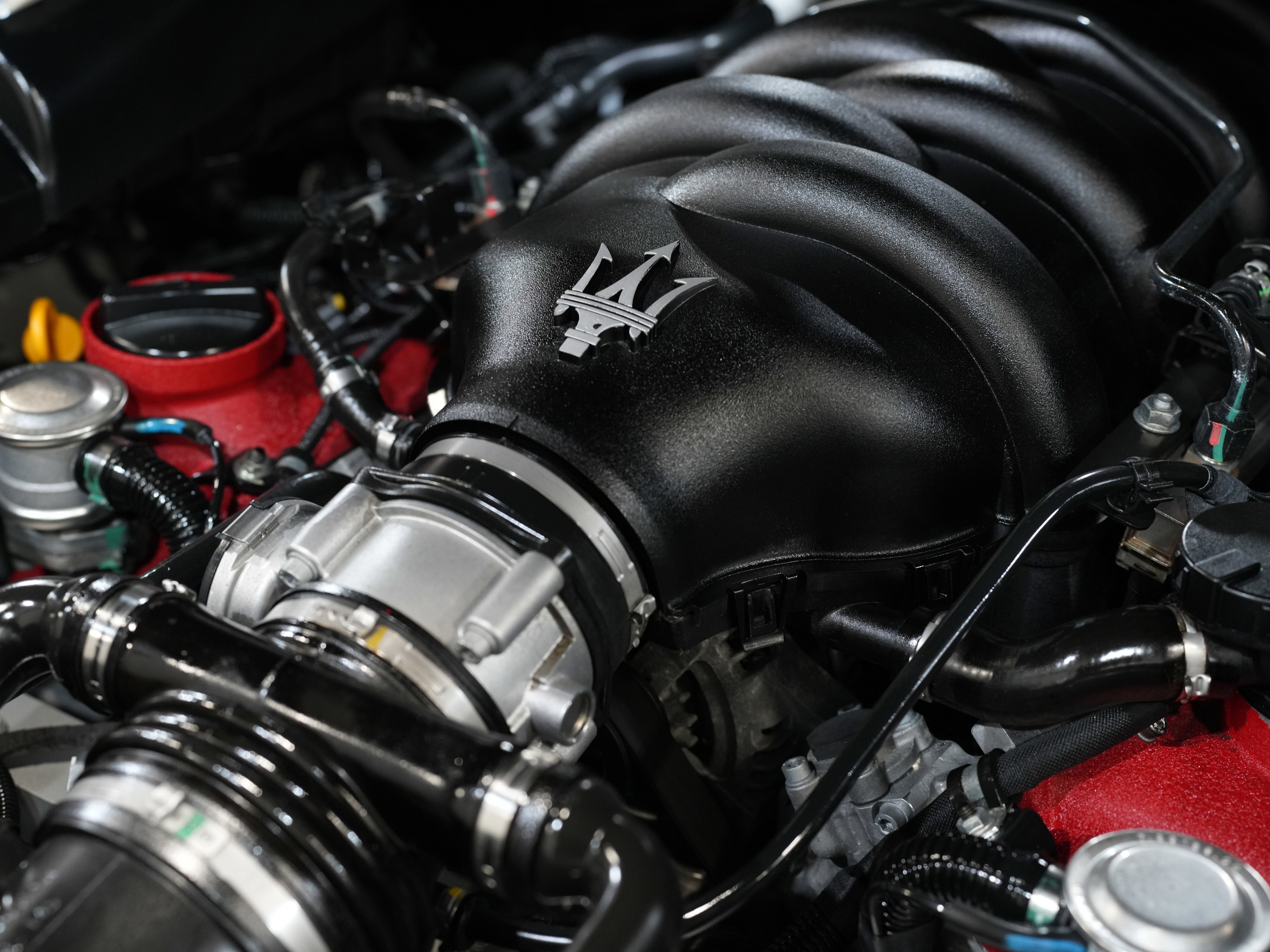 Used 2015 Maserati GranTurismo Sport image 50