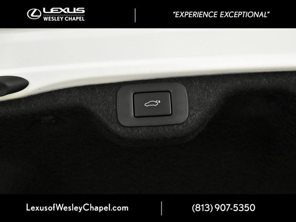Used 2023 Lexus ES 250 w/ Premium Package image 19
