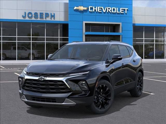 New 2026 Chevrolet Blazer LT w/ LPO, Black Sport Package AWD/4WD image 8