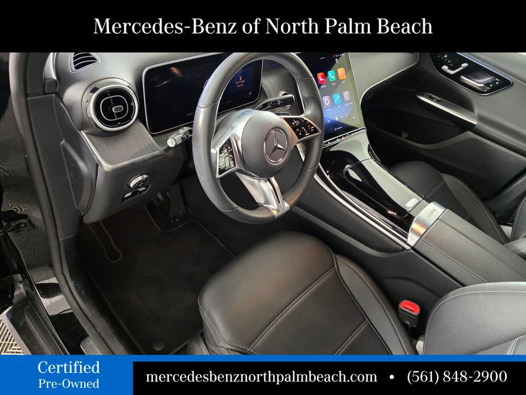Used 2025 Mercedes-Benz GLC 300 image 10