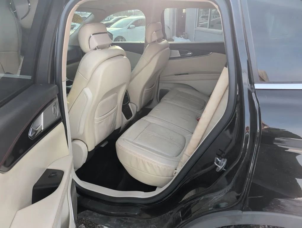 Used 2016 Lincoln MKX Black Label w/ Technology Package AWD/4WD image 23