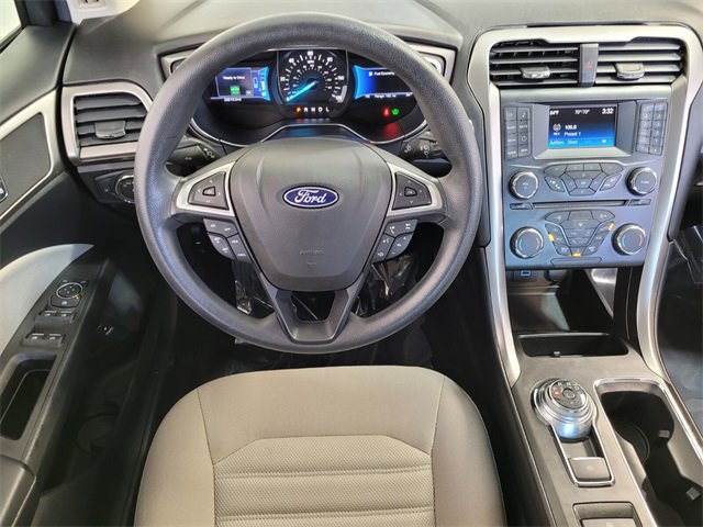 Used 2018 Ford Fusion S image 16