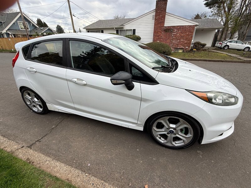 Used 2015 Ford Fiesta ST FWD image 6