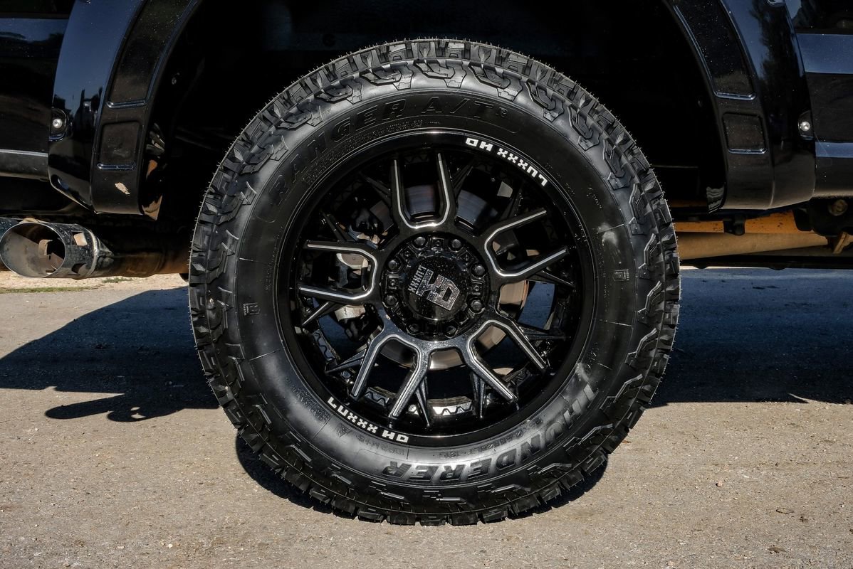 Used 2020 Ford F250 Platinum w/ FX4 Off-Road Package image 61