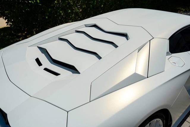 Used 2018 Lamborghini Aventador S AWD/4WD image 47