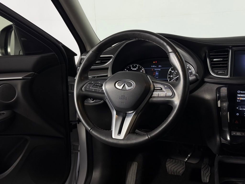 Used 2023 INFINITI QX50 Pure image 13