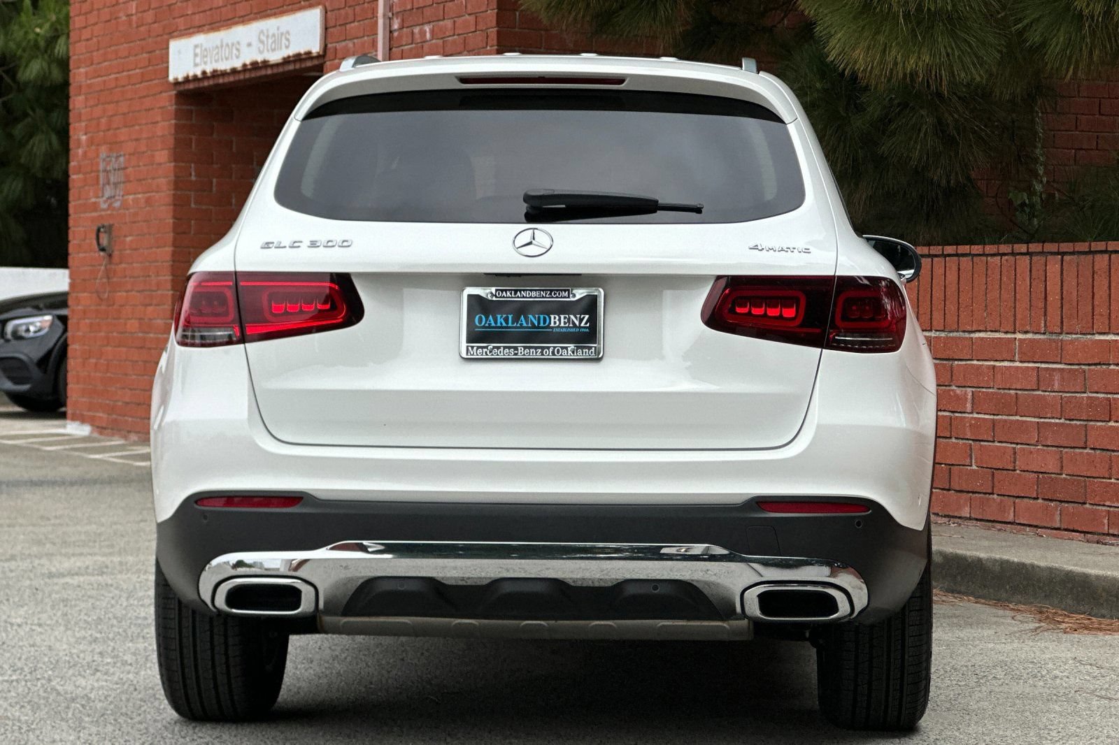 Used 2021 Mercedes-Benz GLC 300 4MATIC image 6