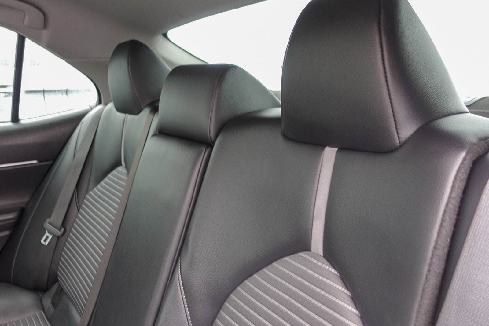 Used 2022 Toyota Camry SE image 22