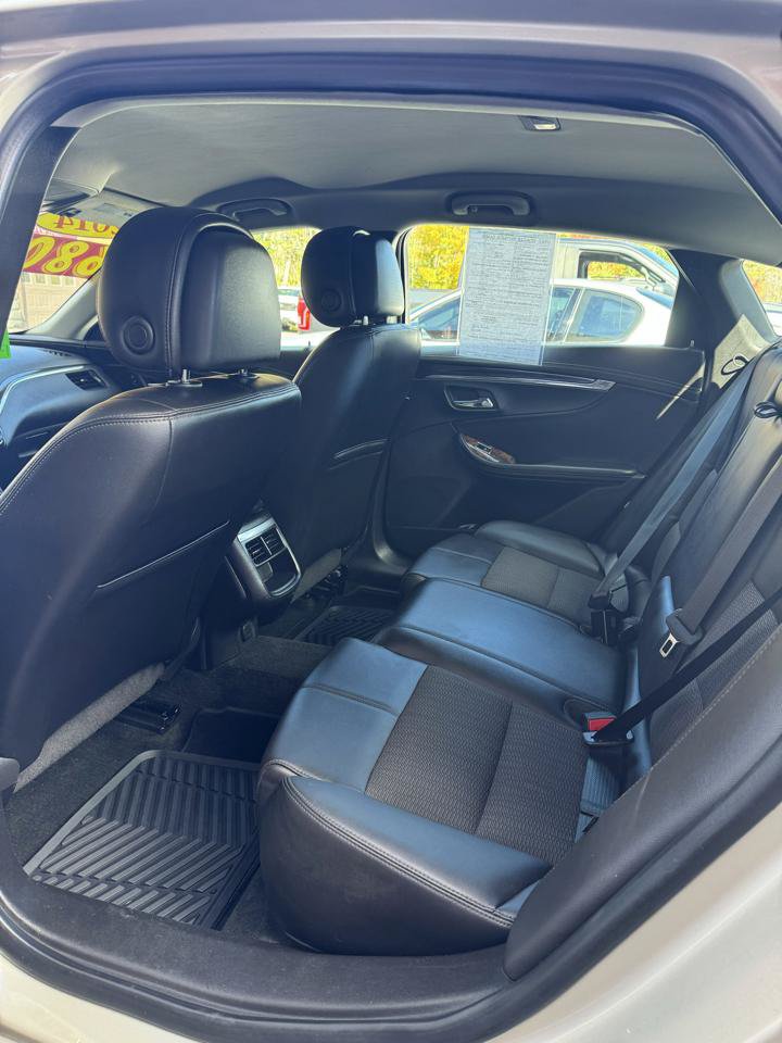 Used 2014 Chevrolet Impala LT FWD image 14