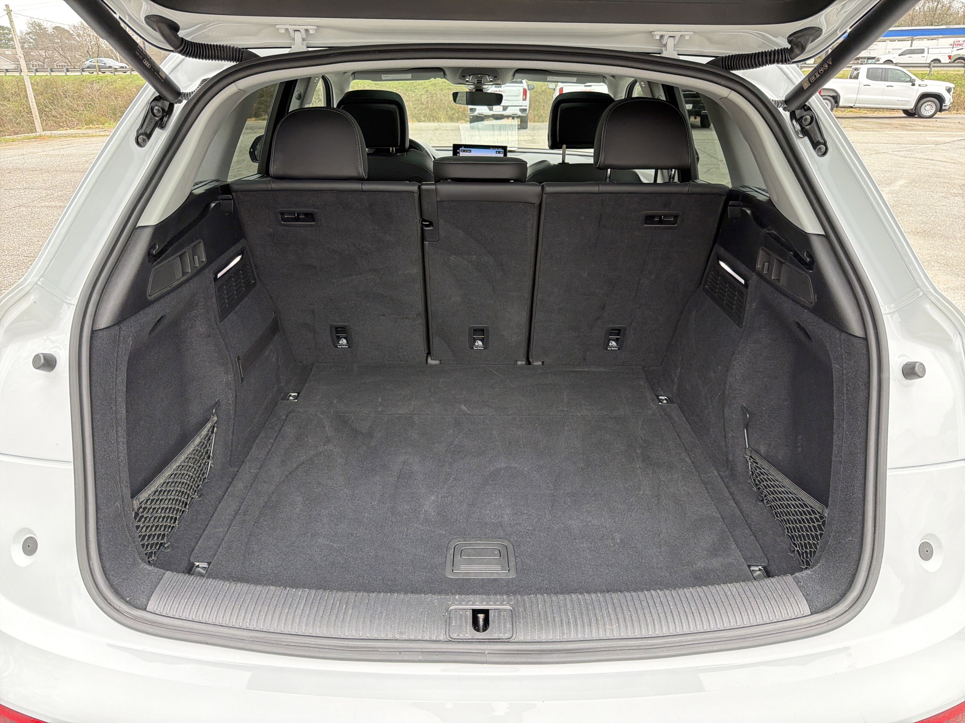 Used 2023 Audi Q5 2.0T Prestige w/ Prestige Package image 22