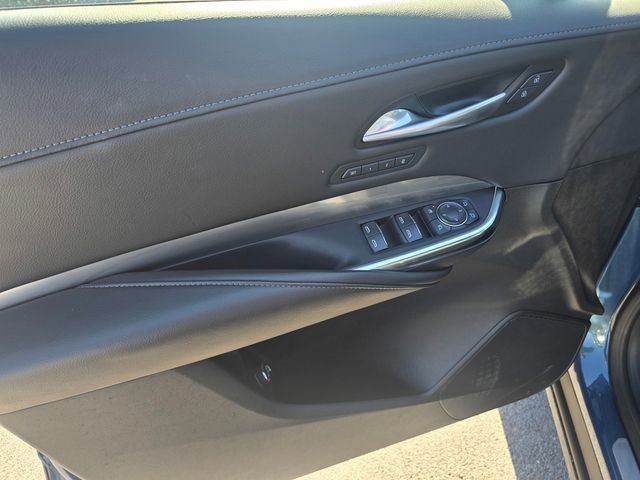 Used 2025 Cadillac XT4 Premium Luxury FWD image 23