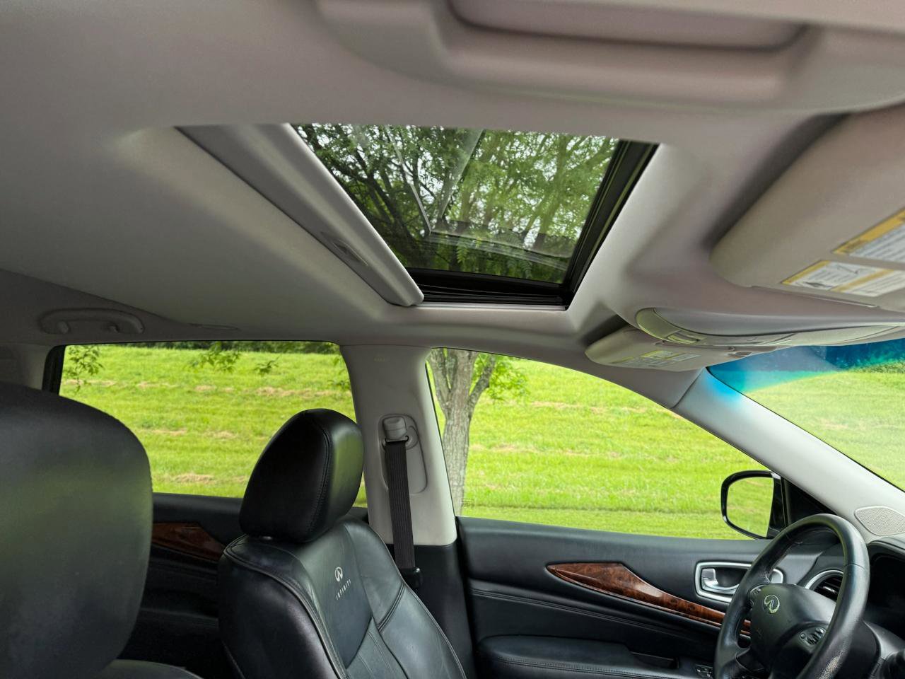 Used 2014 INFINITI QX60 FWD w/ Premium Plus Package image 27
