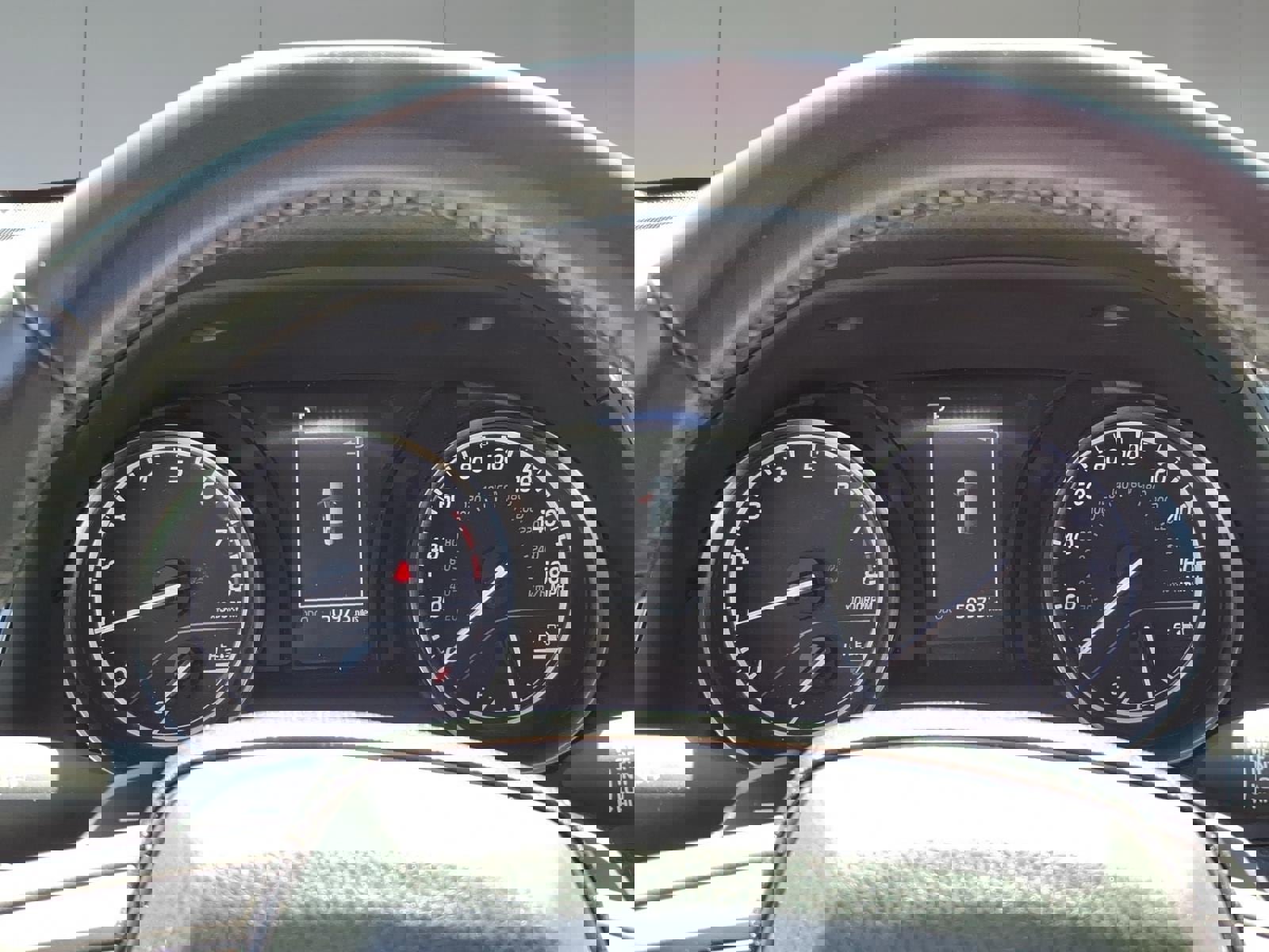 Used 2024 Toyota Camry SE image 14