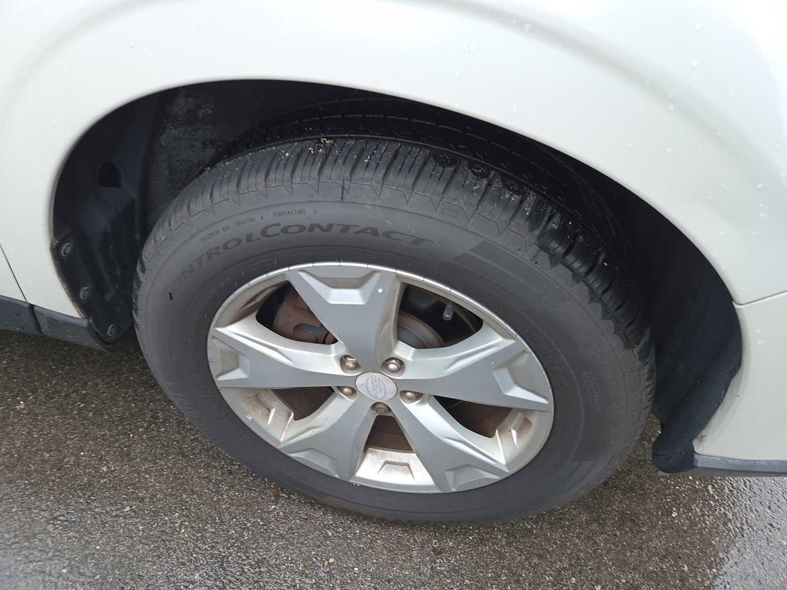 Used 2015 Subaru Forester 2.5i Premium w/ Popular Package #2 image 2