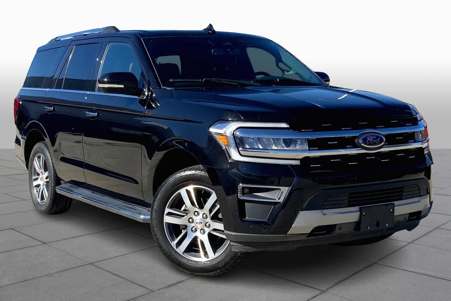 Certified 2022 Ford Expedition Limited AWD/4WD image 2