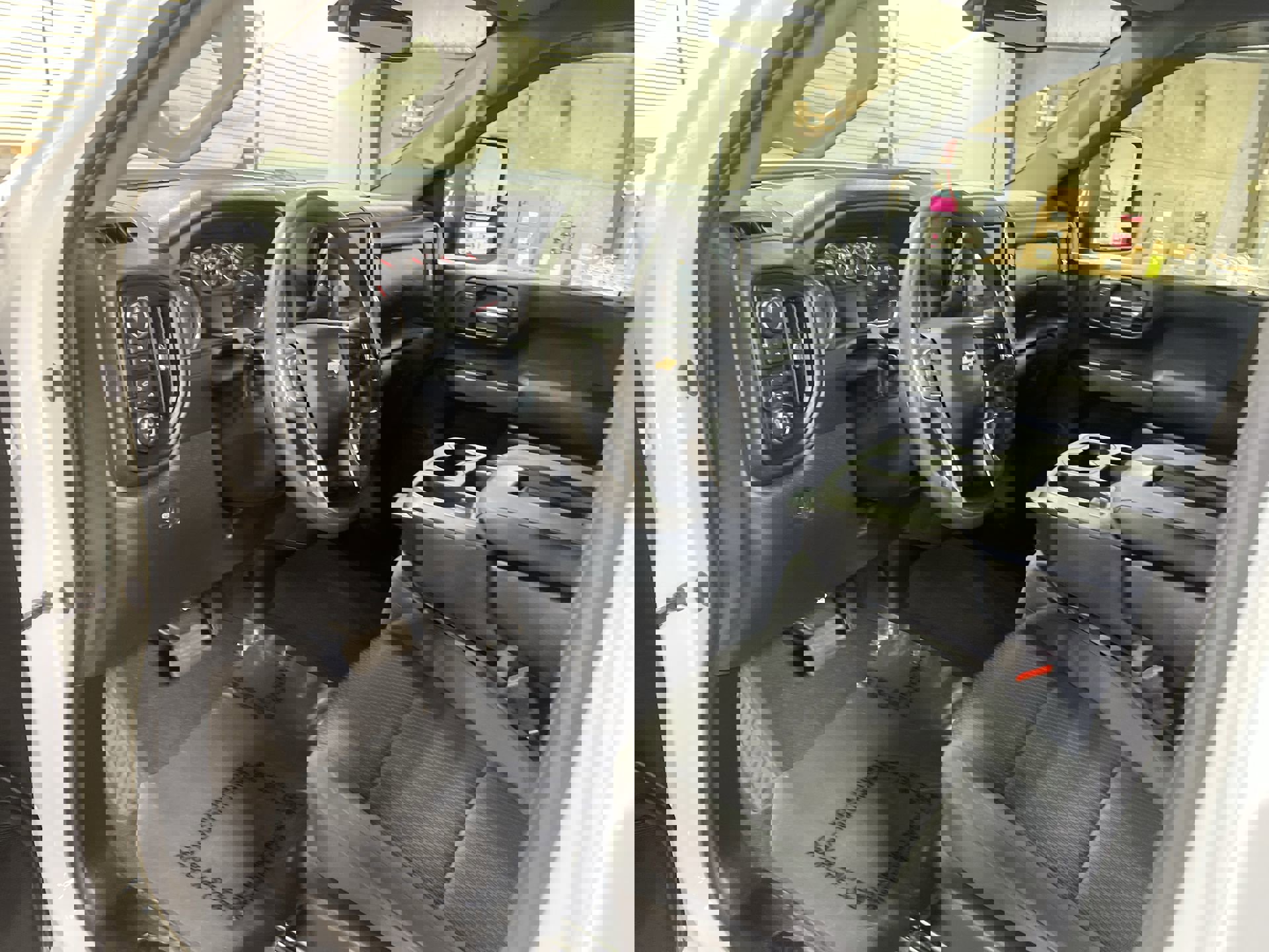 Certified 2023 Chevrolet Silverado 2500 Custom w/ Custom Value Package image 11