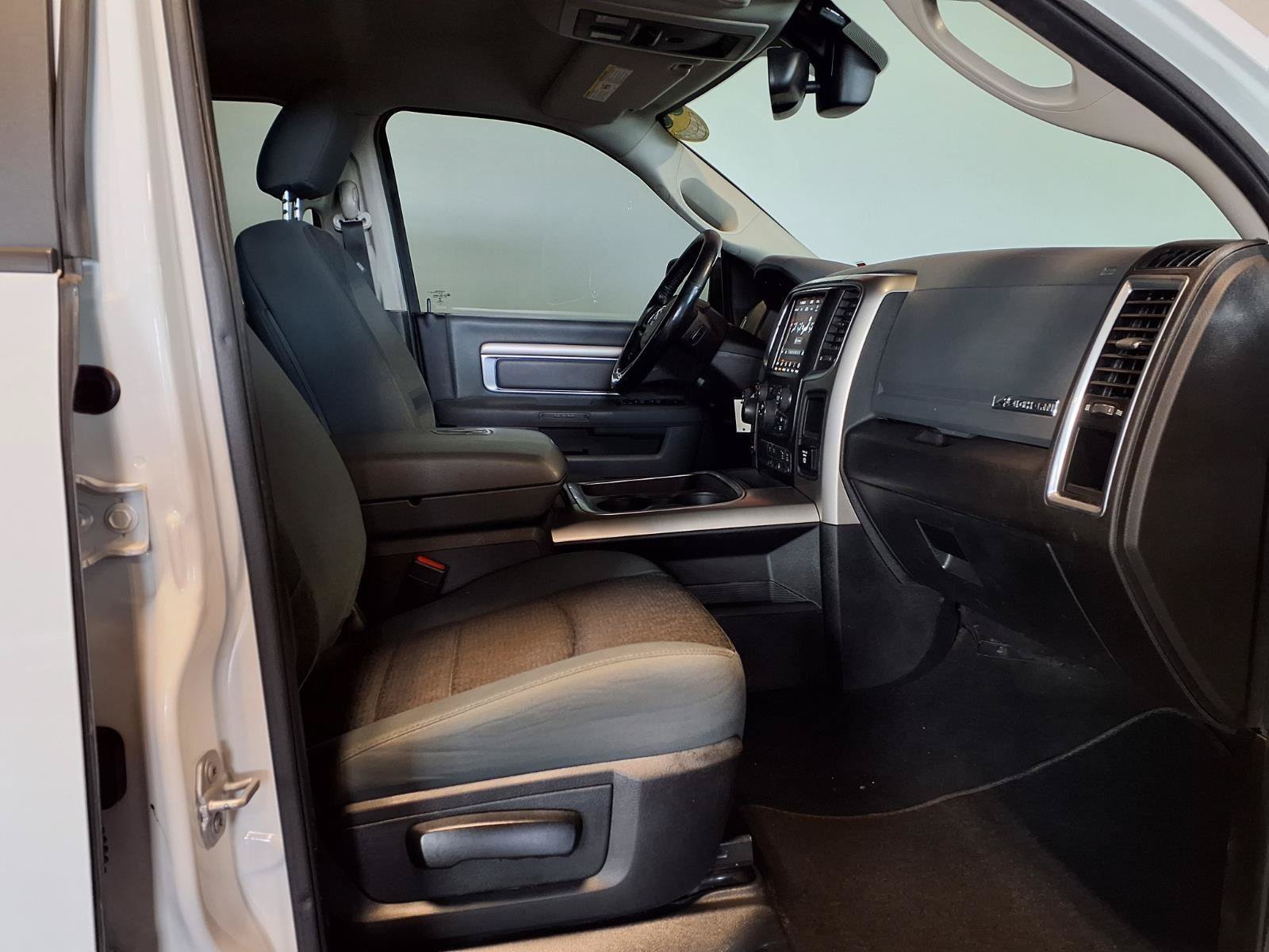 Used 2018 RAM 1500 Big Horn AWD/4WD image 10