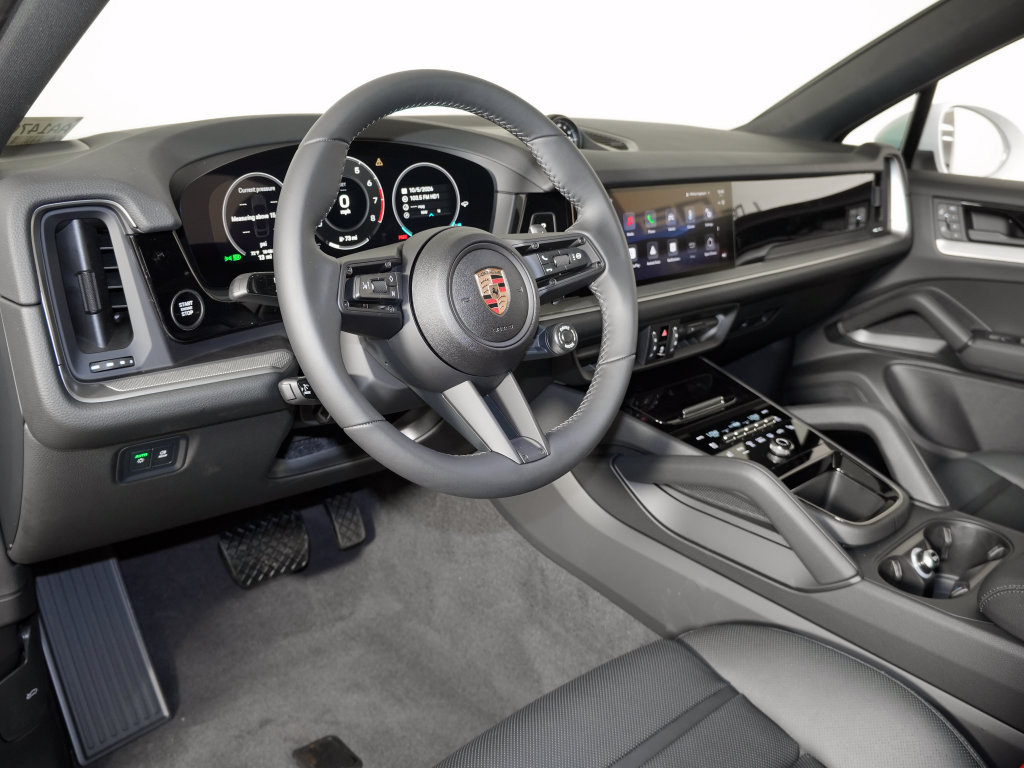 New 2026 Porsche Cayenne Coupe AWD/4WD image 4
