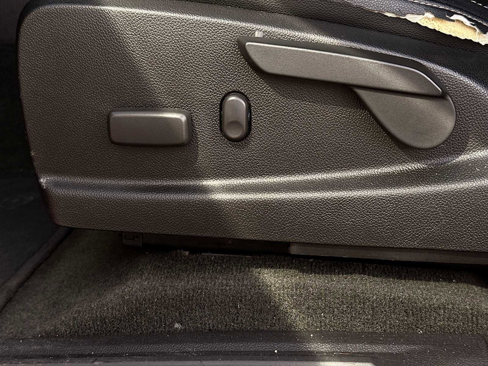 Used 2018 Chevrolet Colorado Z71 image 14