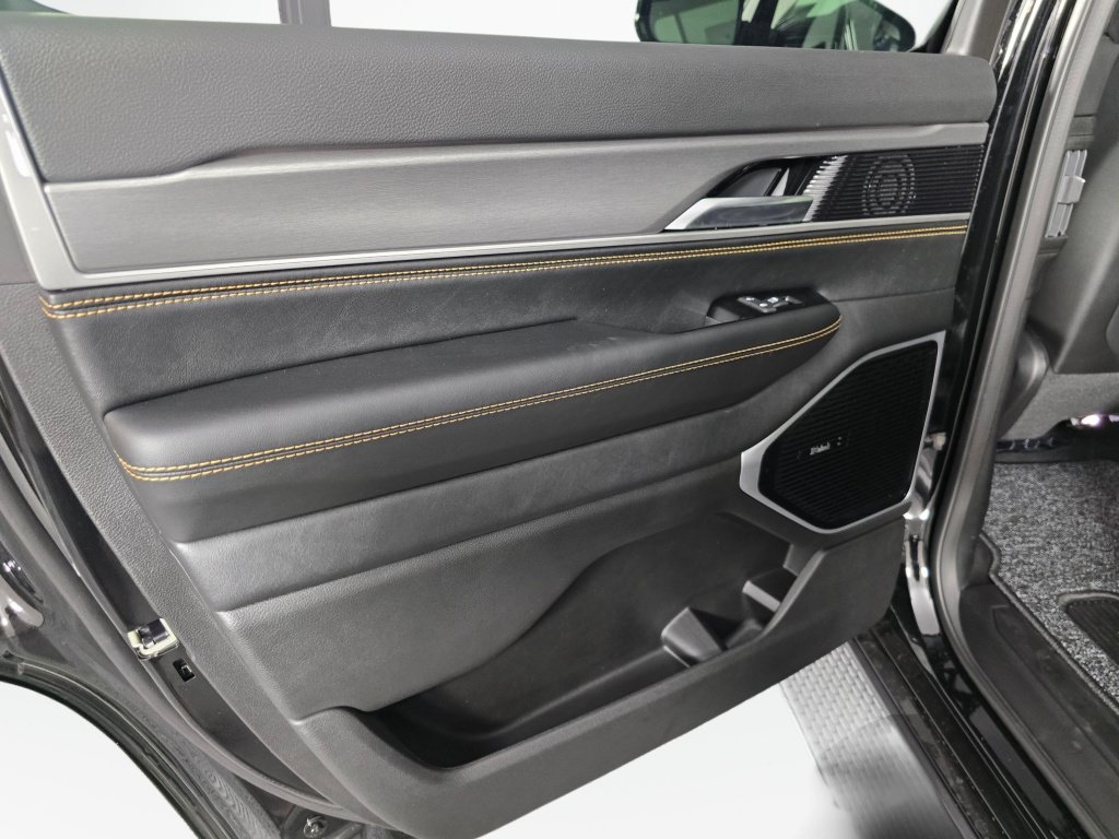 New 2026 Jeep Grand Wagoneer 4WD image 39