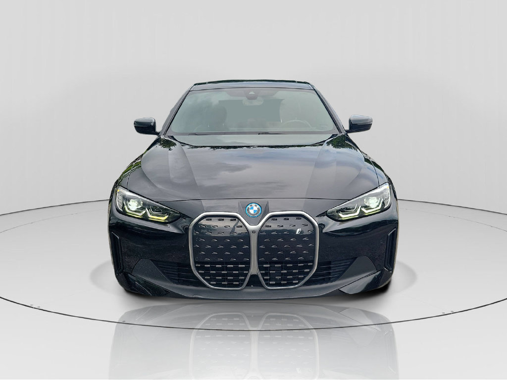 Used 2024 BMW i4 eDrive40 RWD image 2