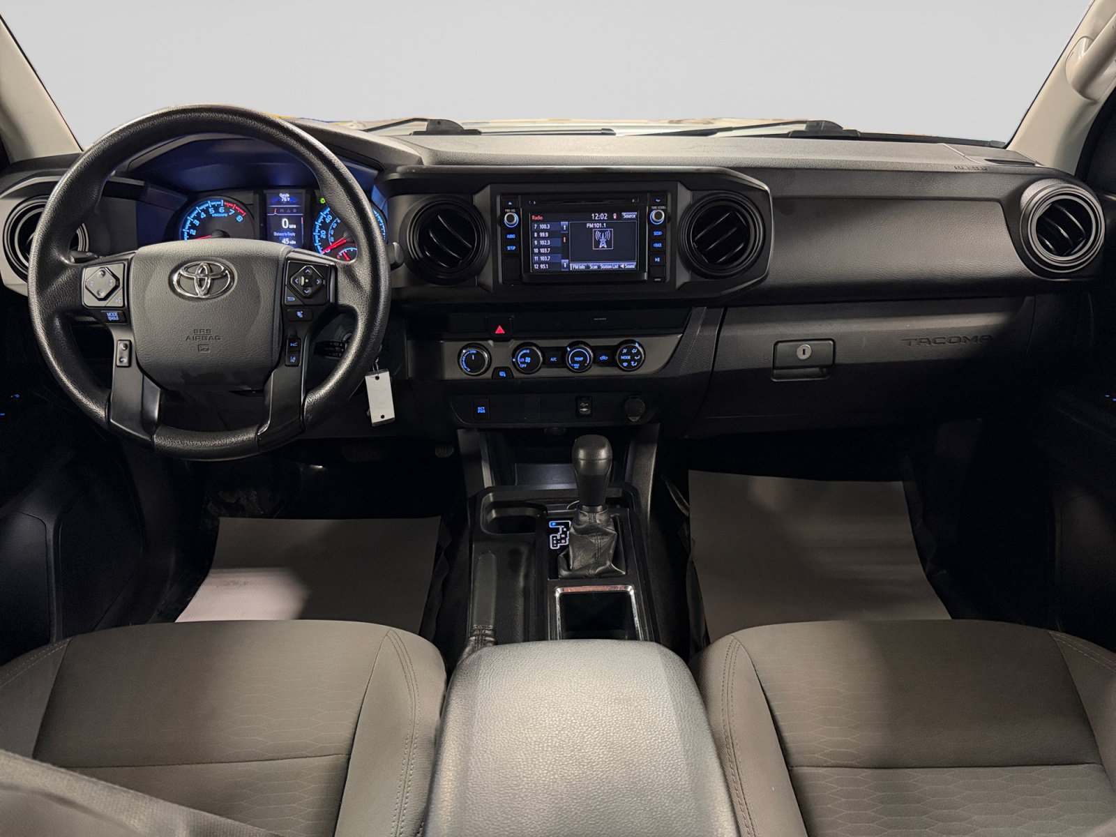 Used 2019 Toyota Tacoma SR w/ SR Convenience Package AWD/4WD image 17