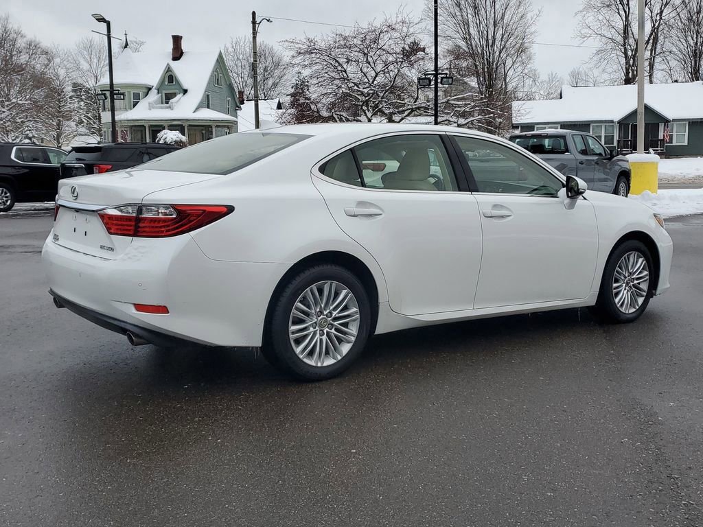 Used 2015 Lexus ES 350 Base image 3