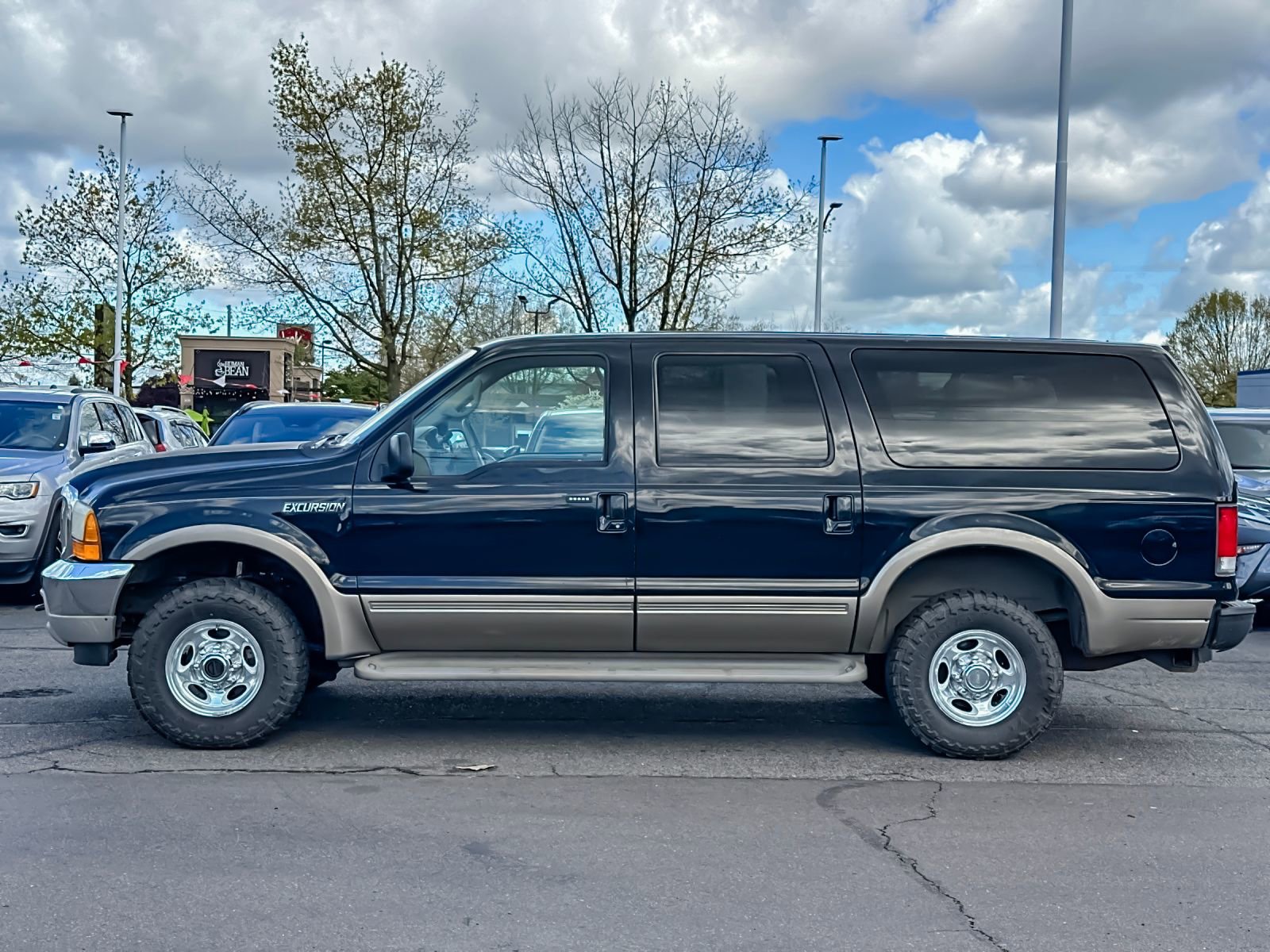 Used 2001 Ford Excursion Limited image 6
