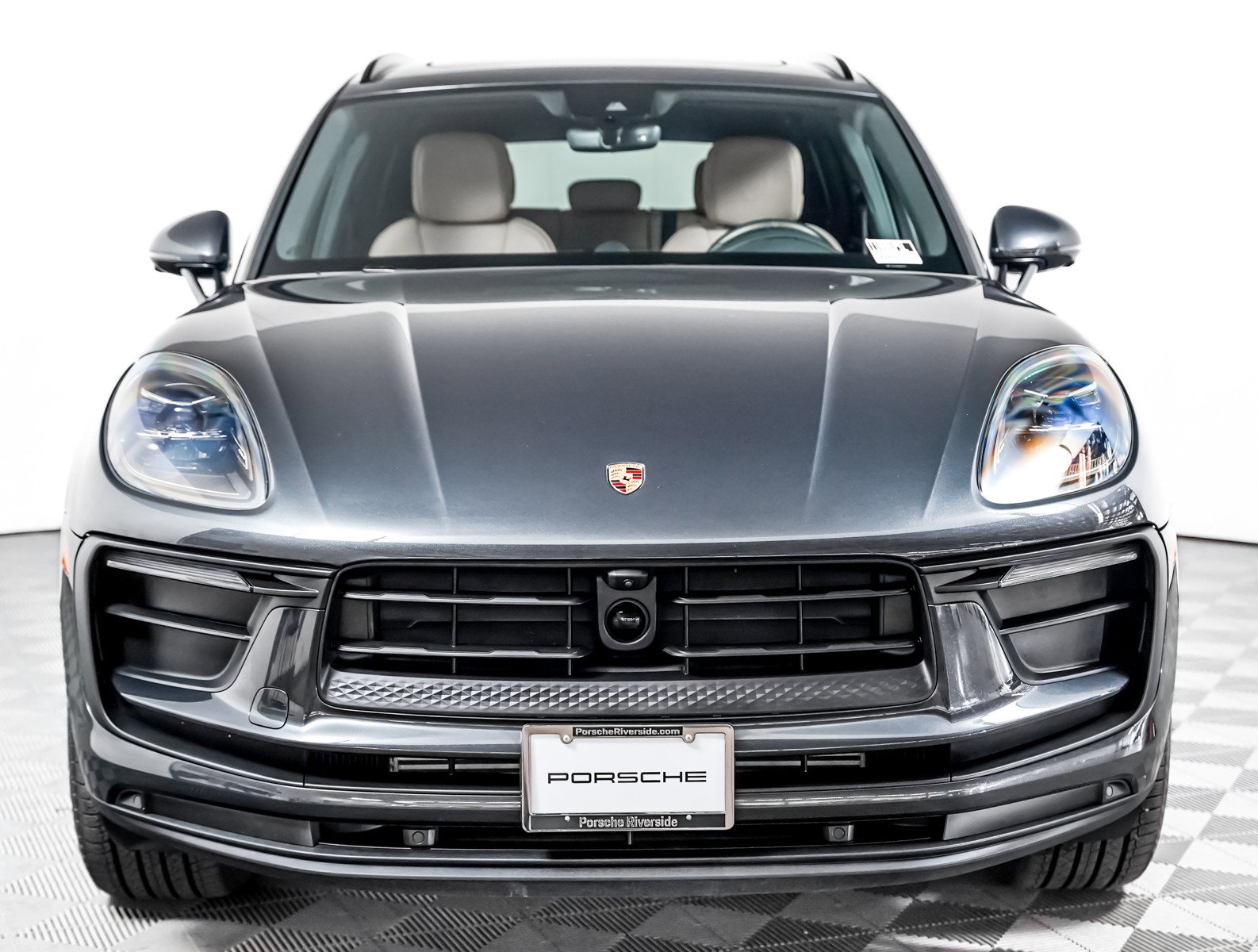 Certified 2026 Porsche Macan AWD/4WD image 7