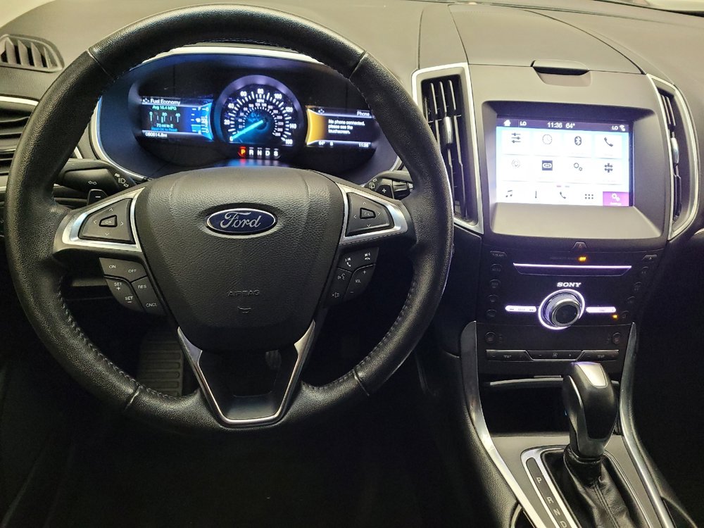 Used 2017 Ford Edge Titanium image 22