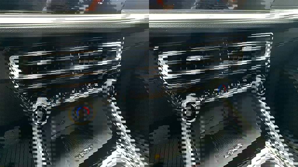 New 2026 Chevrolet Traverse LT w/ Driver Confidence Package image 27