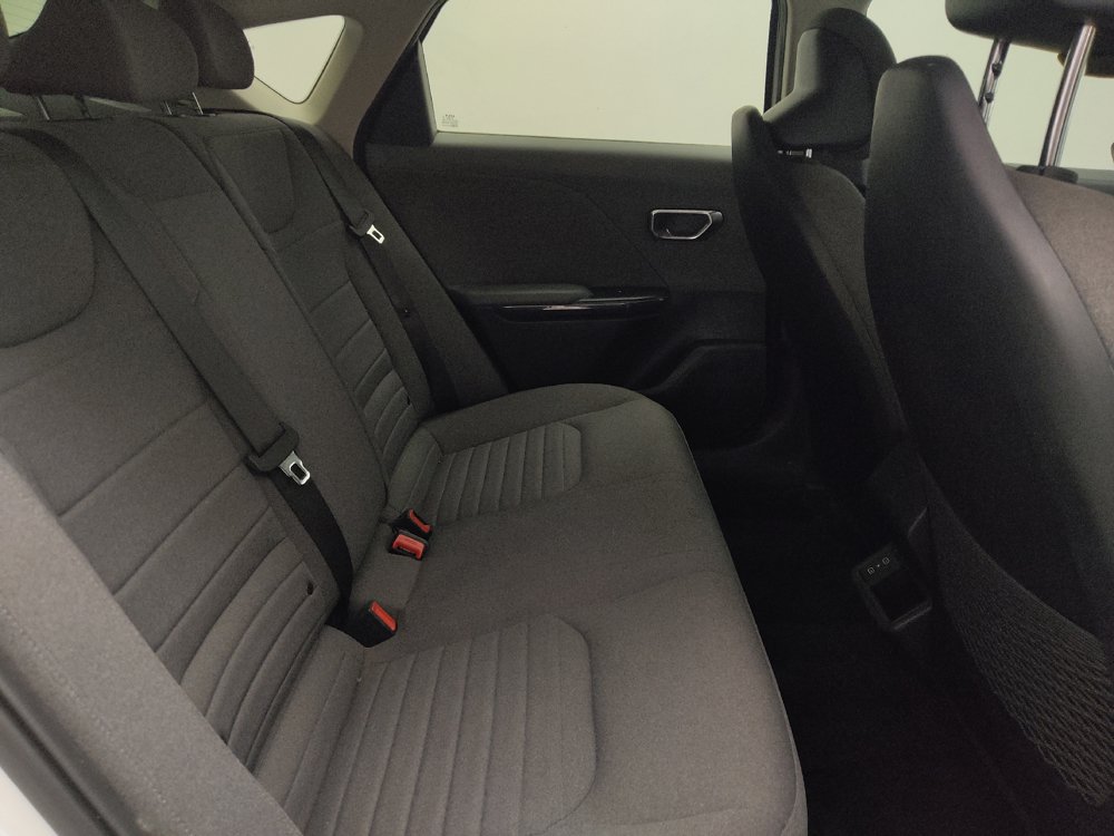 Used 2025 Kia K4 EX FWD image 19