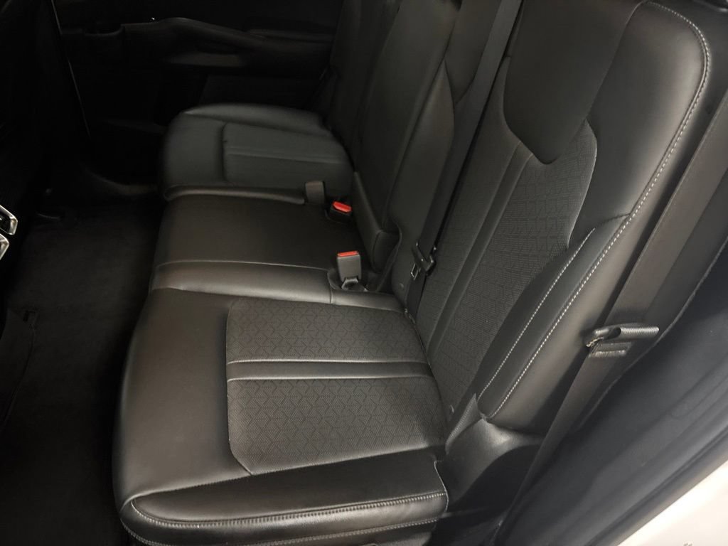 Used 2023 Kia Sorento S AWD/4WD image 26