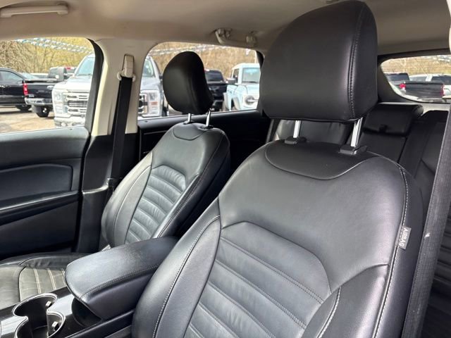 Used 2017 Ford Edge SEL w/ Equipment Group 201A image 10