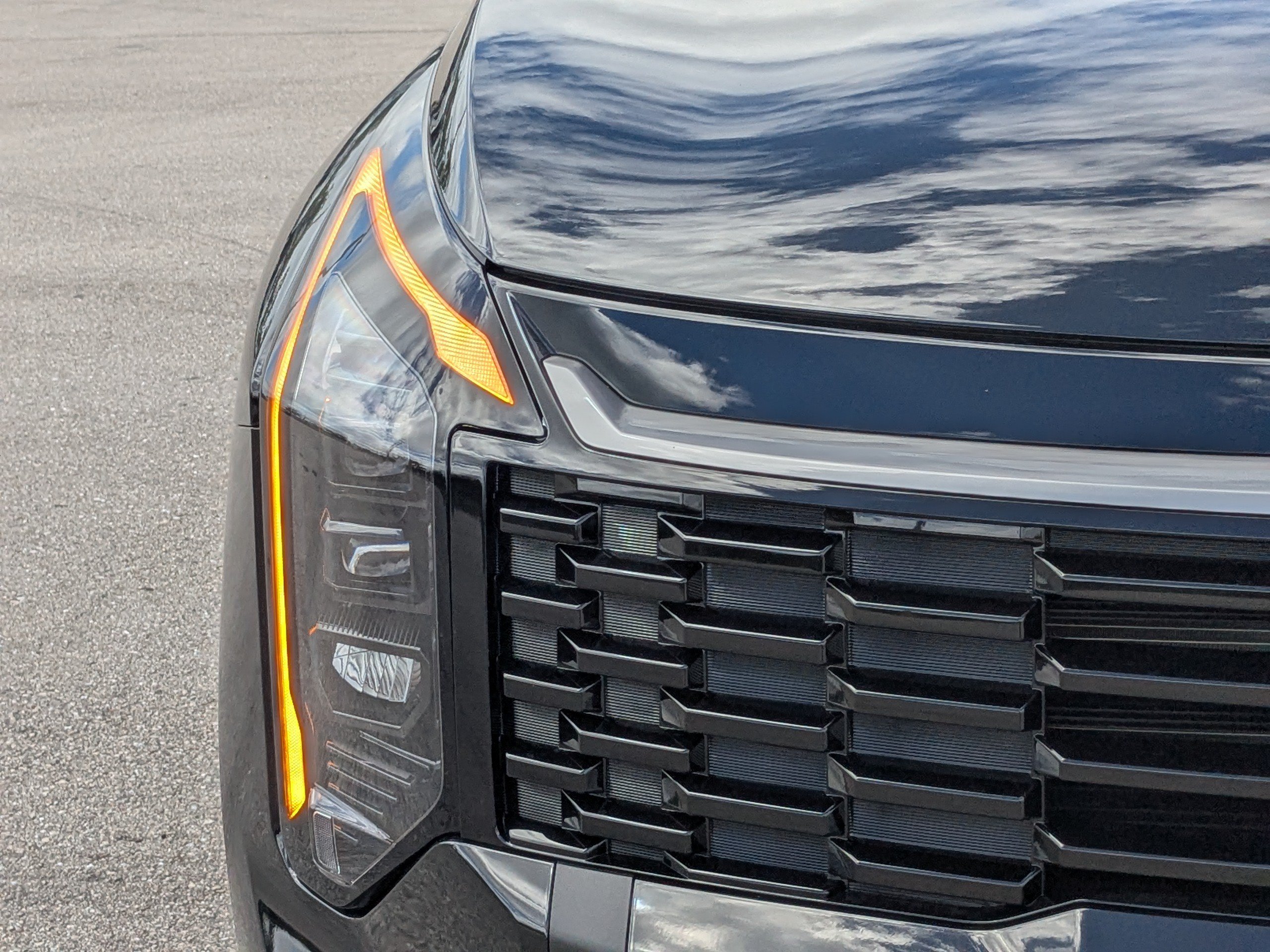 New 2026 Kia Sportage EX AWD/4WD image 10