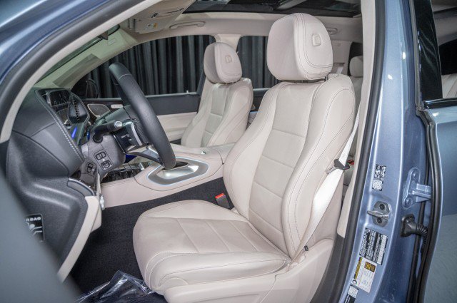 New 2026 Mercedes-Benz GLS 450 4MATIC image 10