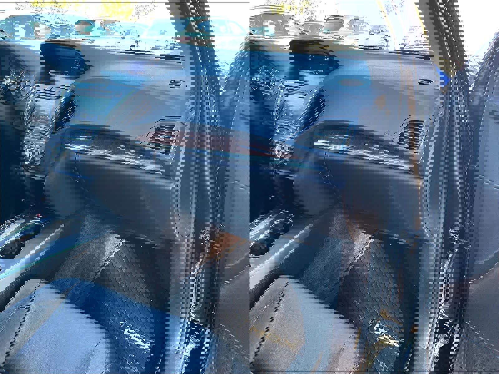 Used 2017 Acura MDX SH-AWD image 18