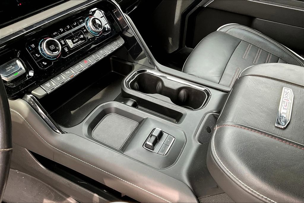 Used 2024 GMC Sierra 2500 AT4X image 17